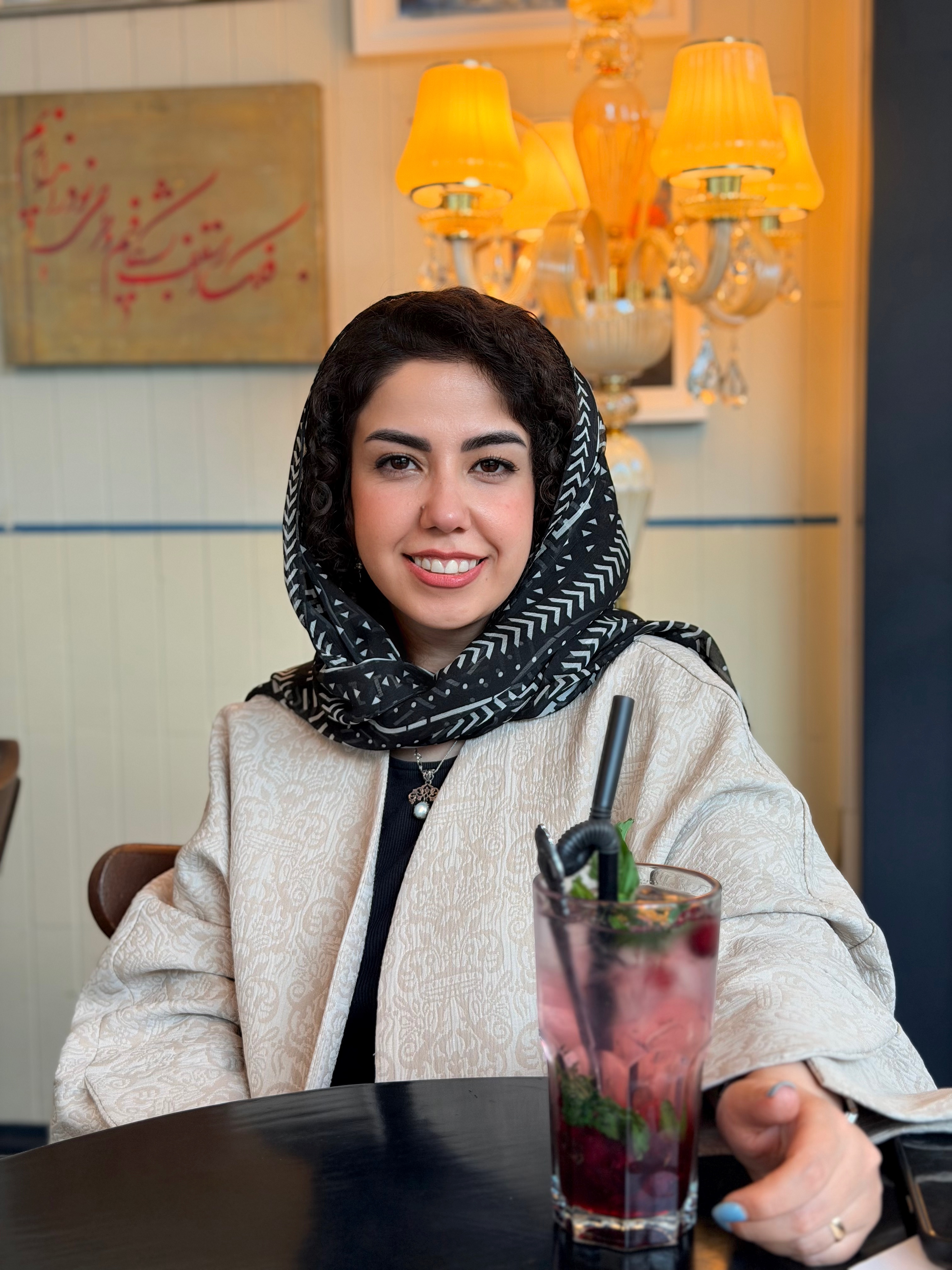 فرزانه مجیدی، مدیر مؤسسه مهرآفرینان امین